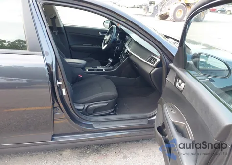 2019 Kia Optima Lx из США, поврежденный, VIN 5XXGT4L3XKG320706